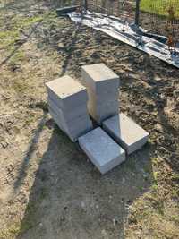 Bloczki betonowe Roosens