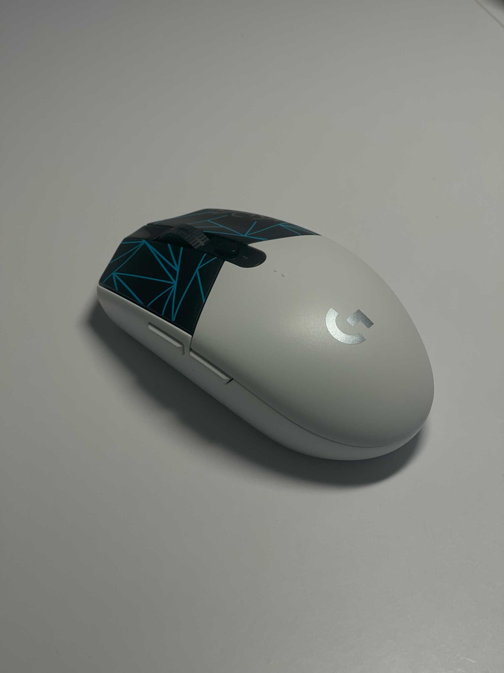 ЛІМІТОВАНА  Ігрова миша Logitech G304 KDA Wireless