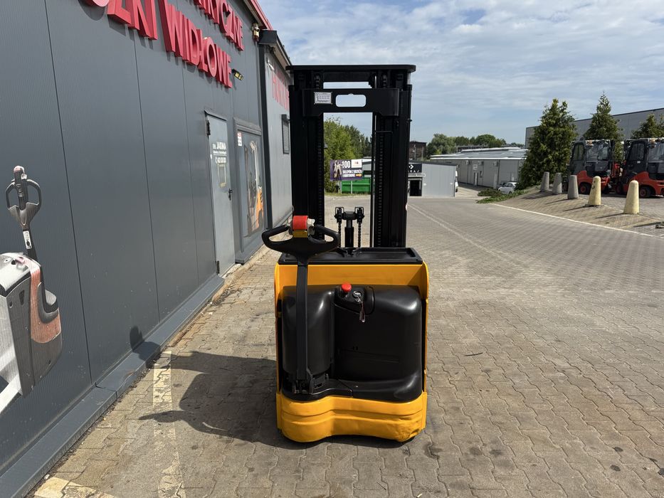 Paleciak elektryczny Hyster 450 cm 1600 kg 2013 r wózek Yale Hyster