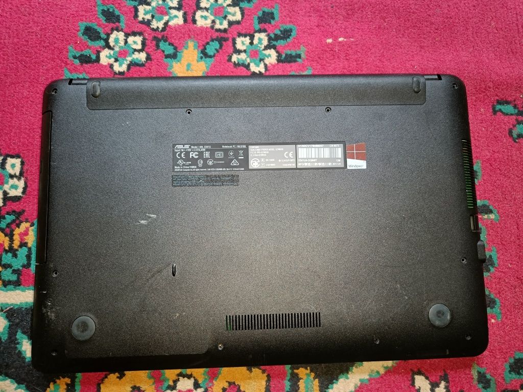 Ноутбук Asus X541U 15,6' i3-6006U DDR3 на запчастини