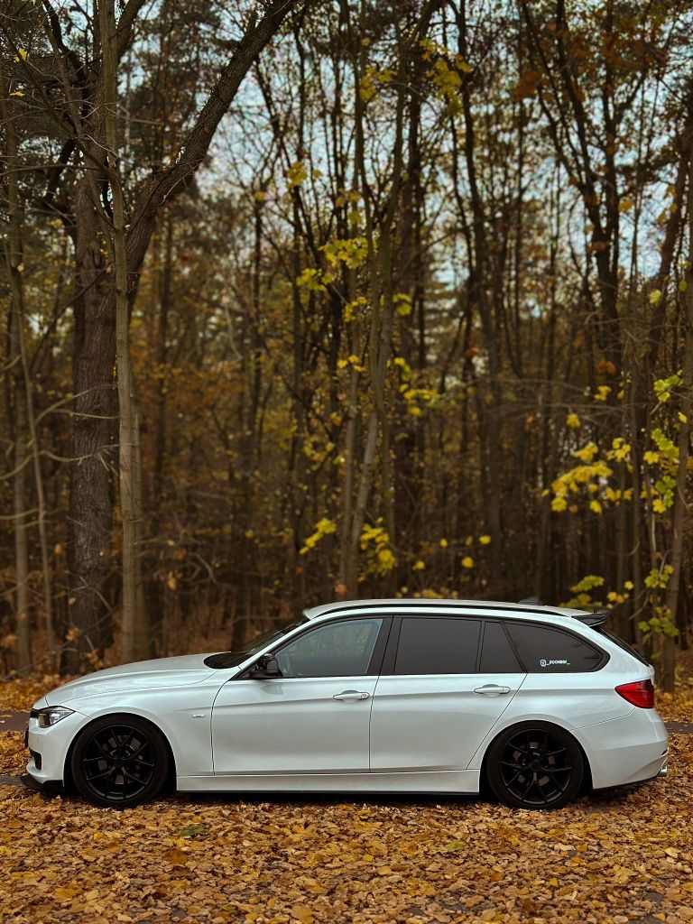BMW F30 F31 Dokładki Progów Splittery Podproża Zwykłe Progi Czarny