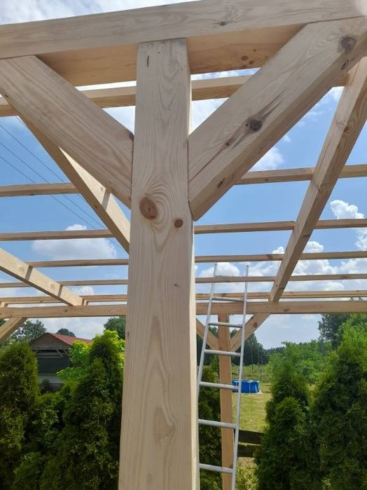 Konstrukcja drewniana garażu lub atany