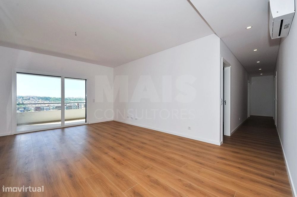 T3 Duplex Novo com Box para 2 carros e Terraço | Colinas do Cruzeir...