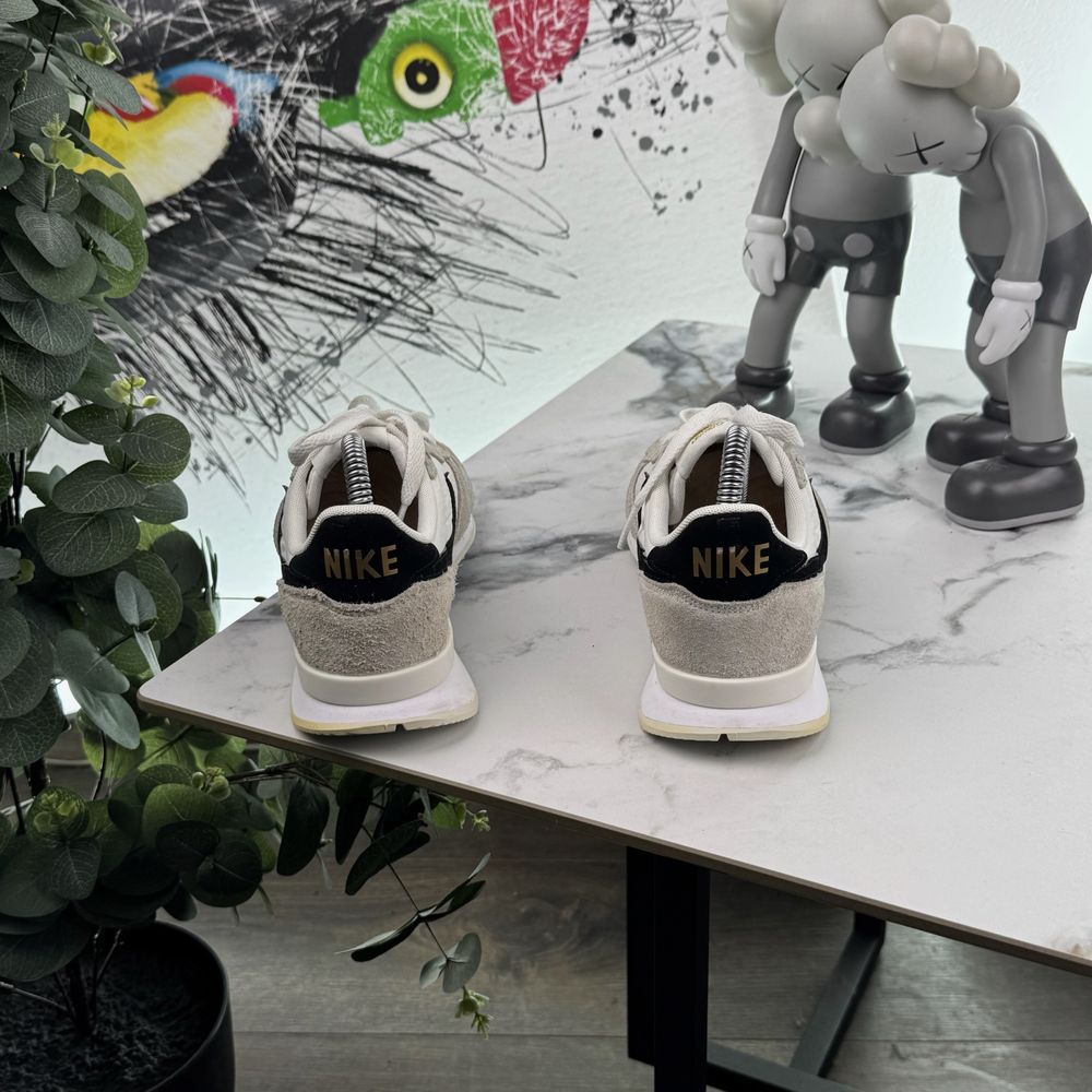 Кросівки Nike Internationalist 37.5 розмір 1678
