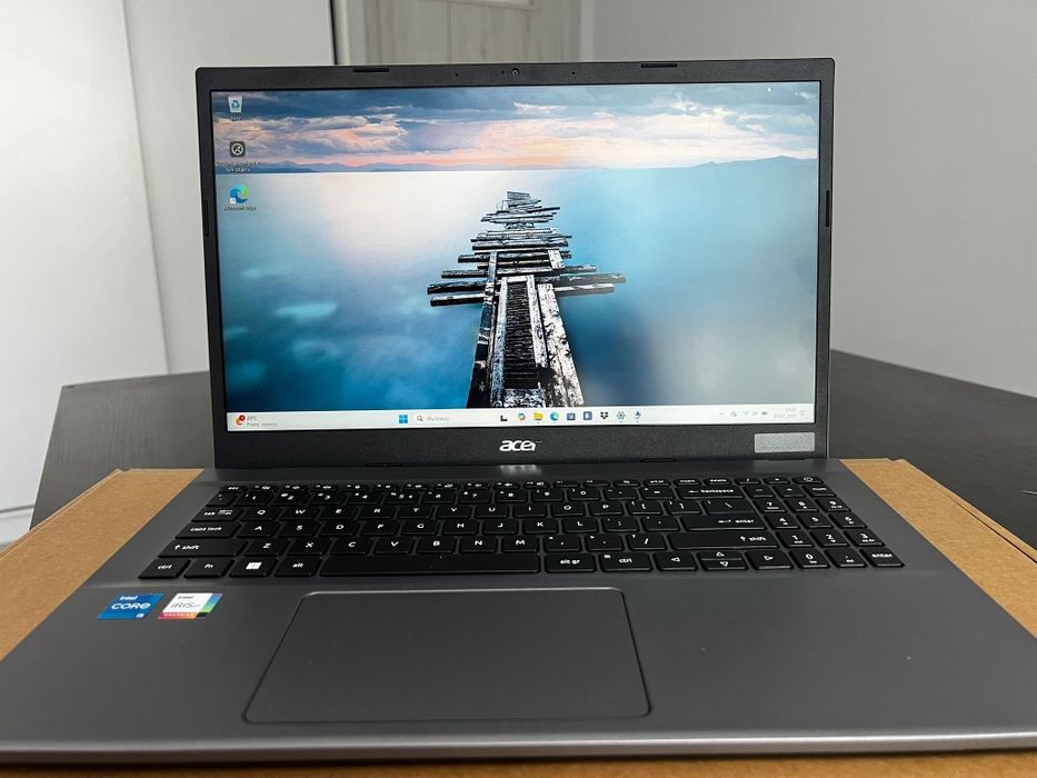 Nowy laptop Acer 15,6" i5 1235u, 16GB RAM, SSD 512GB,  Win 11