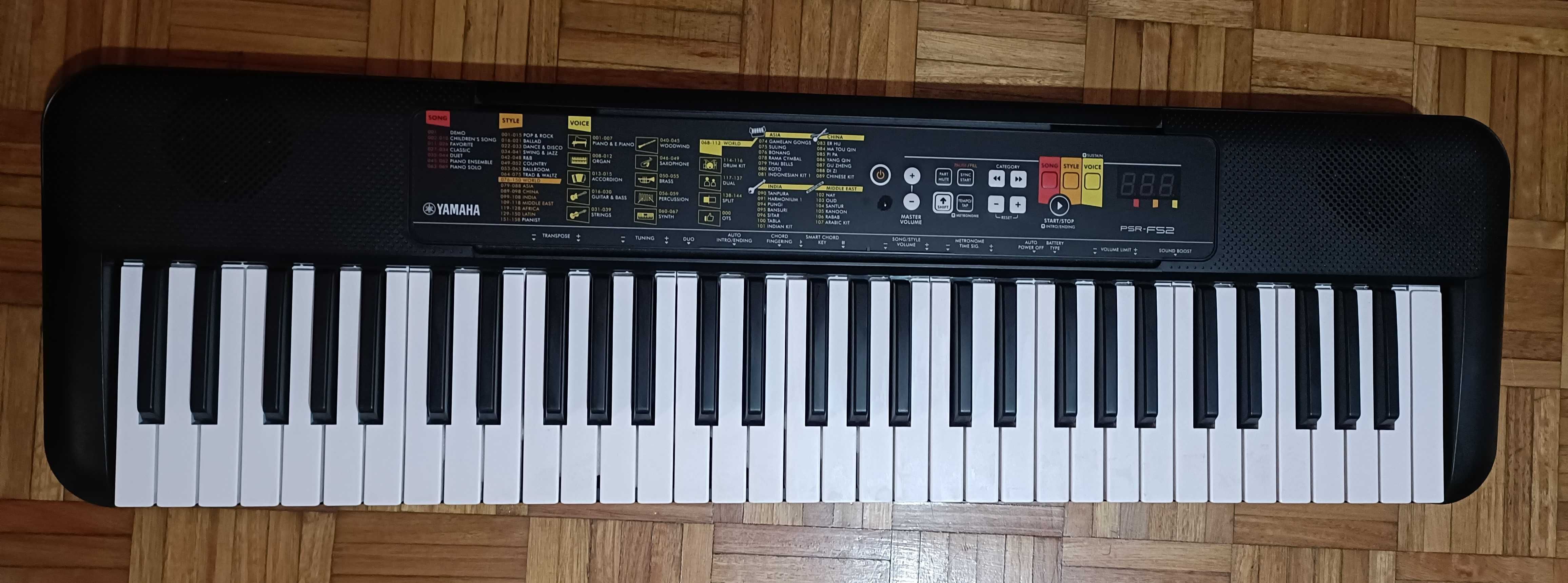 Yamaha PSR-F52 – Teclado , Praticamente Novo
