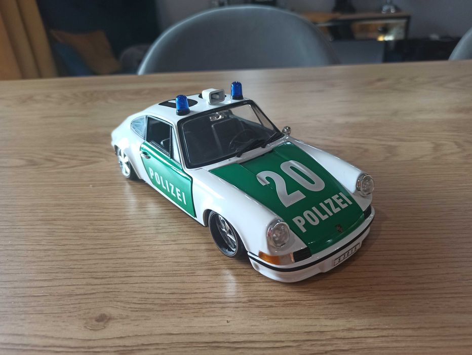 Universal Hobbies Porsche 911 Polizei