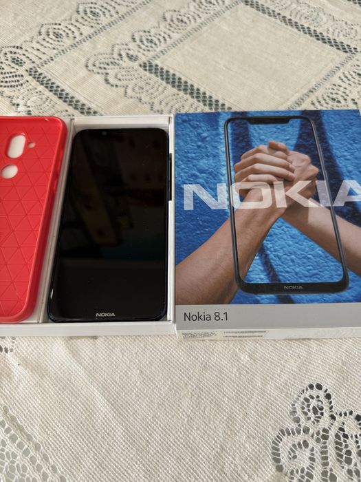 Телефон Nokia 8.1
