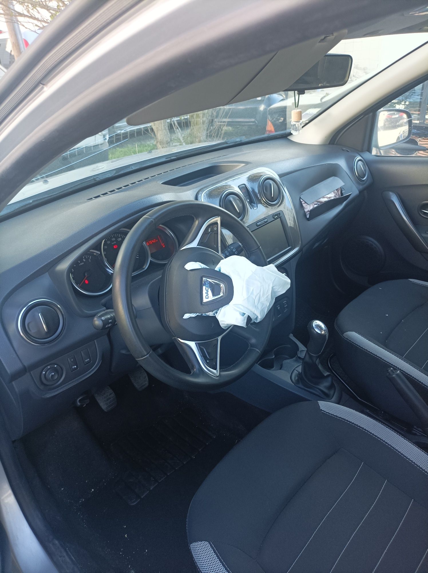 Dacia Sandero stepway 1.5dci acidentado