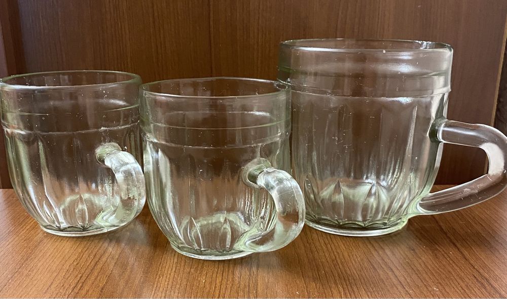 Подсвечники,чайник,чашка,бокалы пивные СССР,вазоны для цветов