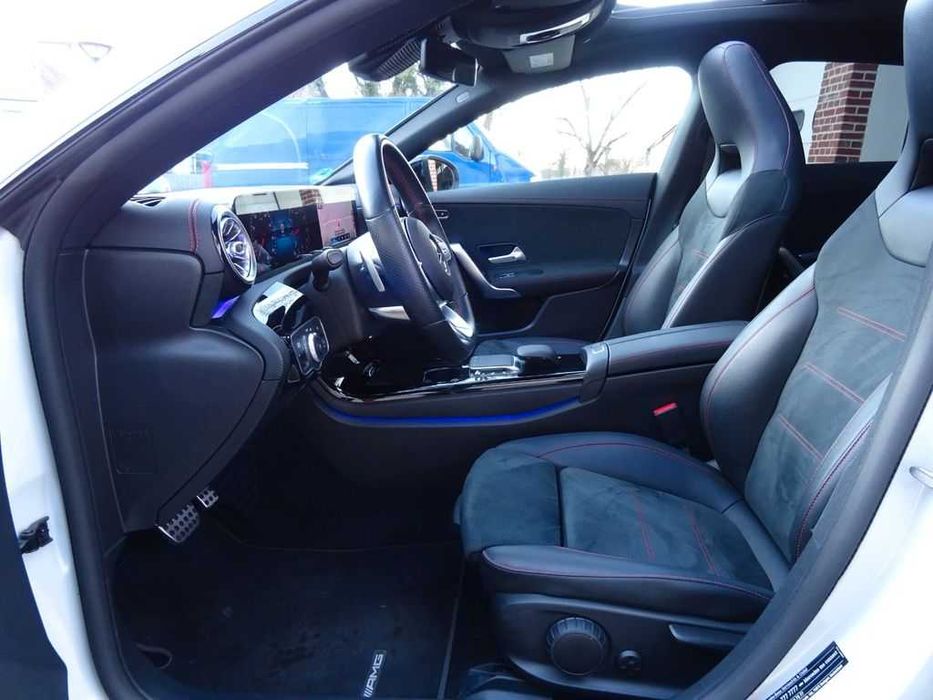 Komplet foteli kanapa boczki Mercedes CLA W118 Shooting skóra AMG