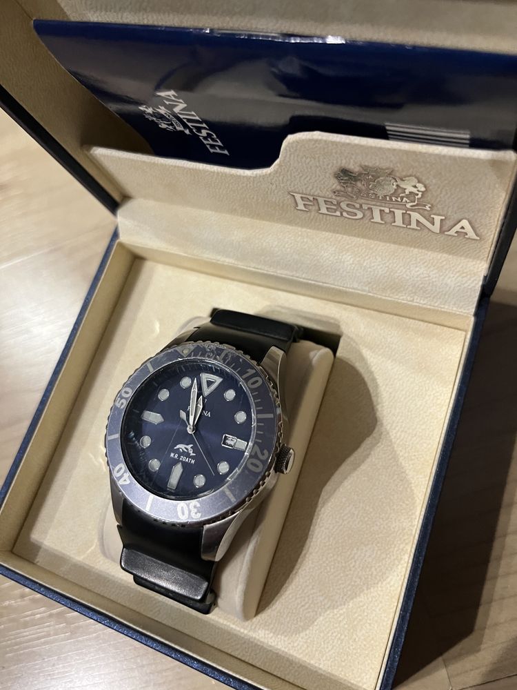 Часы Festina w.r 20 ATM для дайвинга