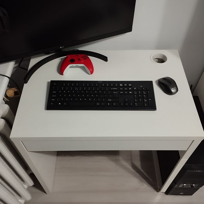 Biurko z krzesłem dla dziecka