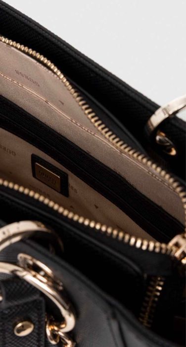 Жіноча сумка Guess