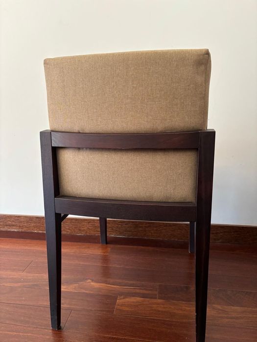 Cadeira de sala de jantar