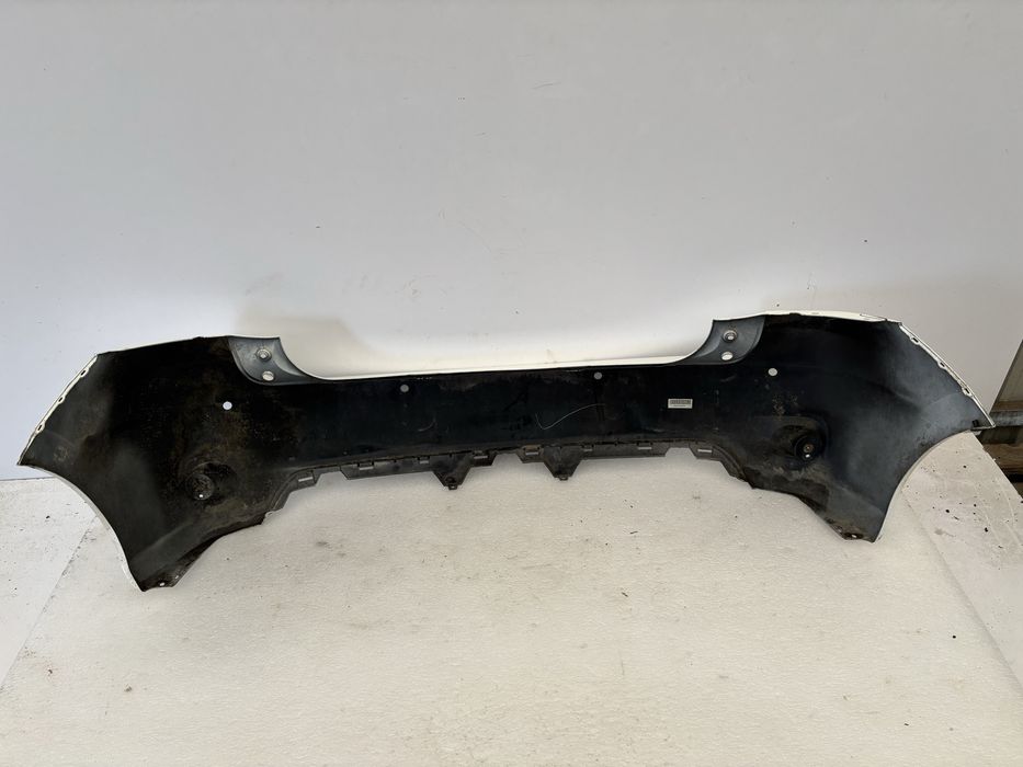 Toyota Auris I 1 lift 09-12 HB zderzak tył tylny