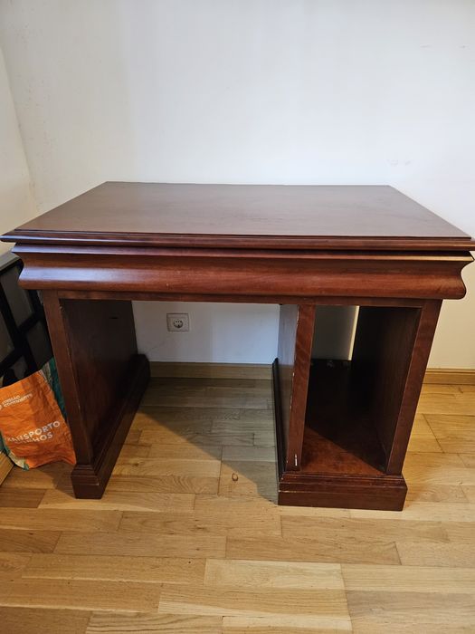 Secretária com gaveta em madeira