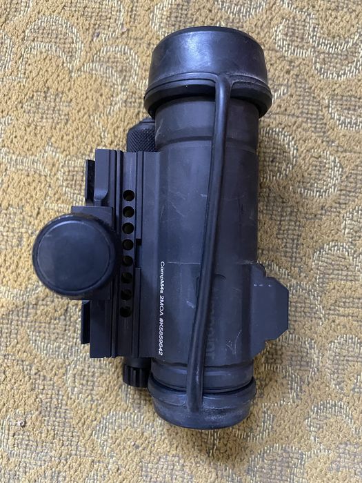 Каліматорний приціл закритого типу Aimpoint COMPM4s 2 MOA