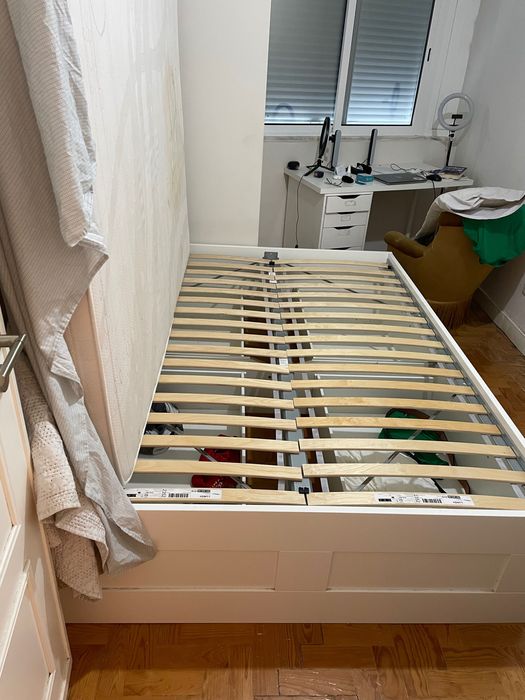 Vendo uma cama de casal