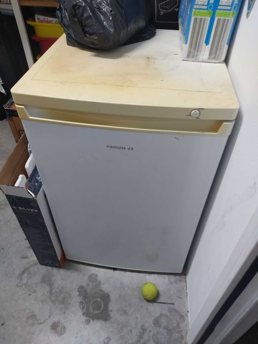 Arca vertical pouco utilizada