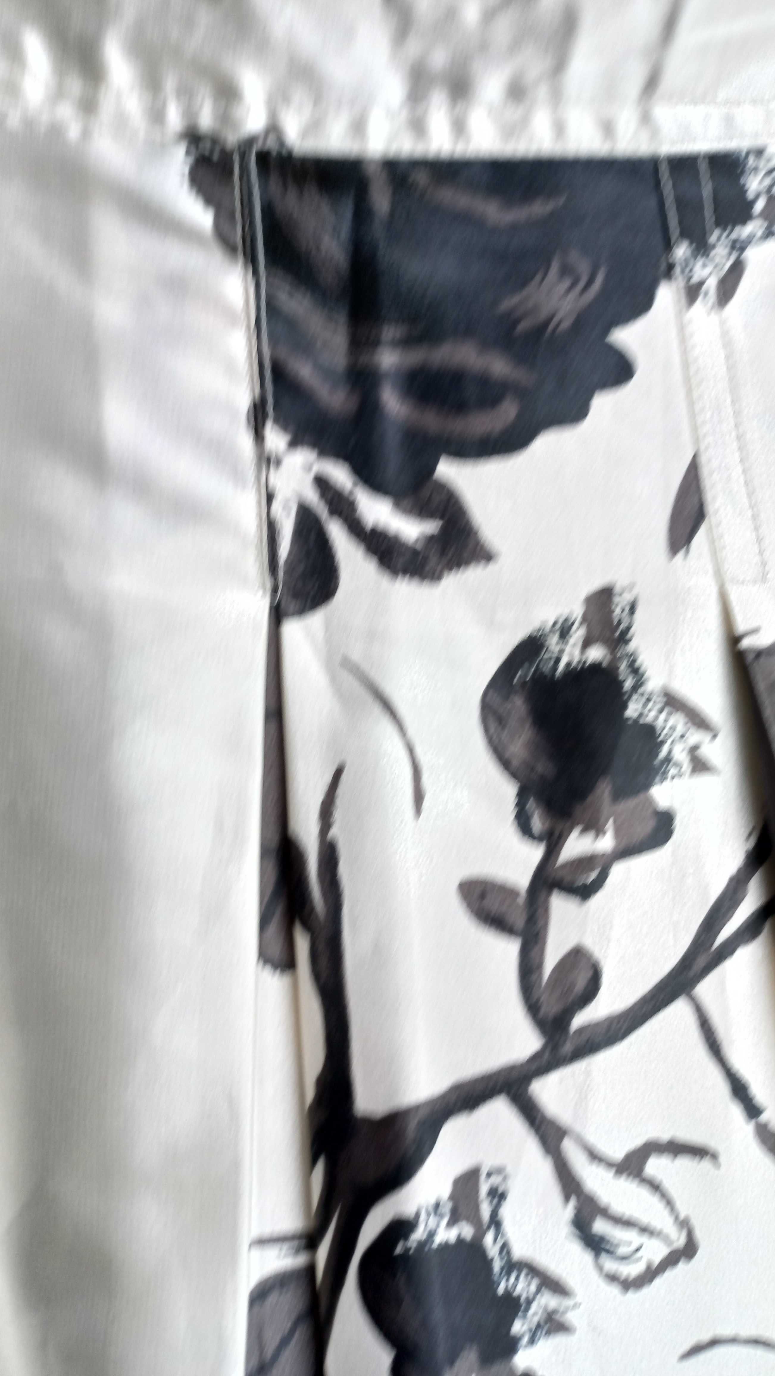 Spódnica biała w czarne kwiaty XL wyjątkowa