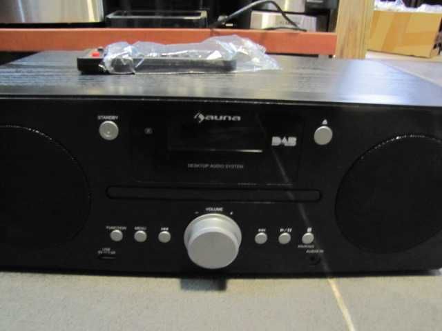 Radio DAB+/ UKW odtwarzacz CD Bluetooth Auna Harvard czarne pilot