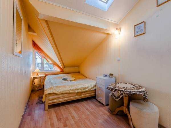 Całoroczne pokoje i apartamenty Janikowo w Stegnie