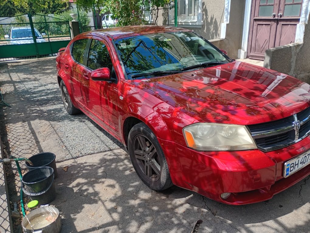 Додж авенжер 2008 рік