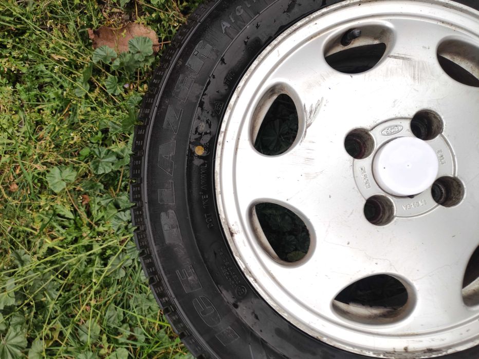 Ford Mondeo 1995 + В подарунок комплект запасних коліс на зиму