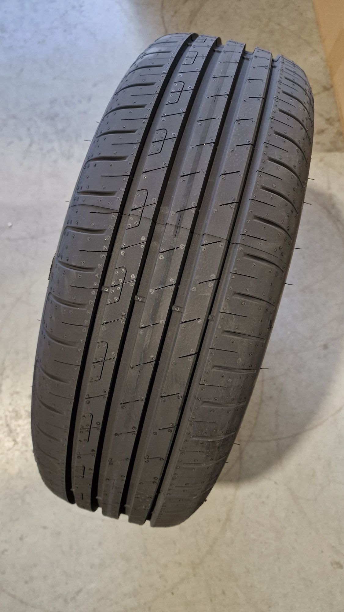 Nowe Opony Letnie Goodyear EfficentGrip Performance 92H 205/60R16 2024