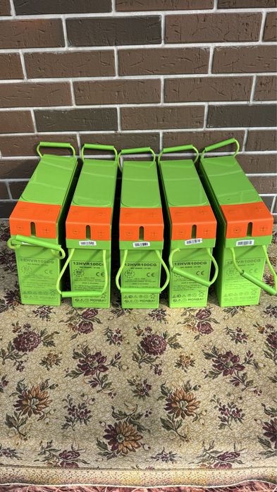 Аккумулятор Monbat 100Ah, 200Ah.