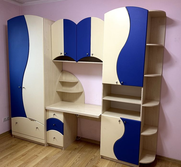 Стінка мебелі в дитячу кімнату б/у