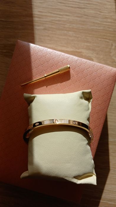 Браслет стильний зі сталі