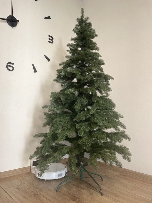 Ялинка лита зелена новорічна