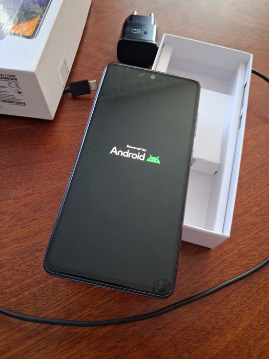 Смартфон Samsung Galaxy A52F/DS