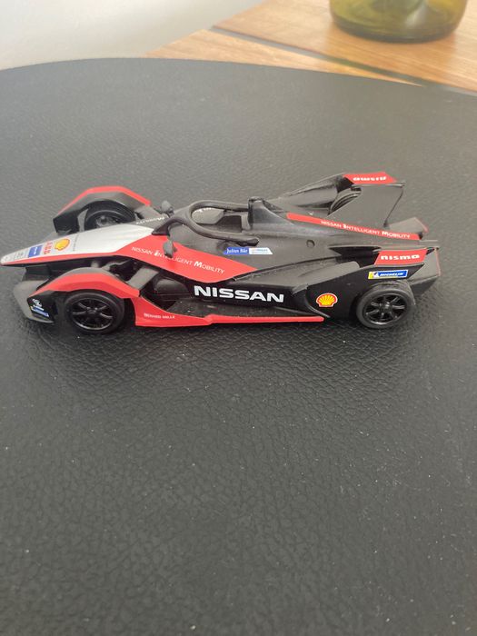 Wyścigówka rc na Bluetooth marki shell.