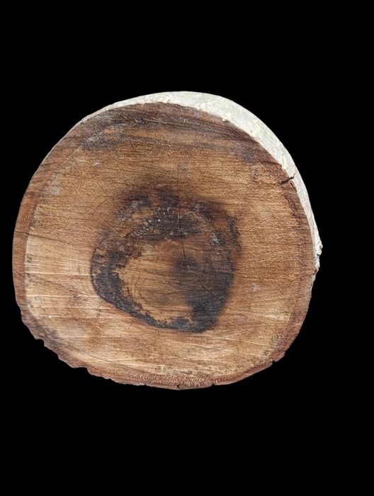 Plastry orzecha włoskiego.