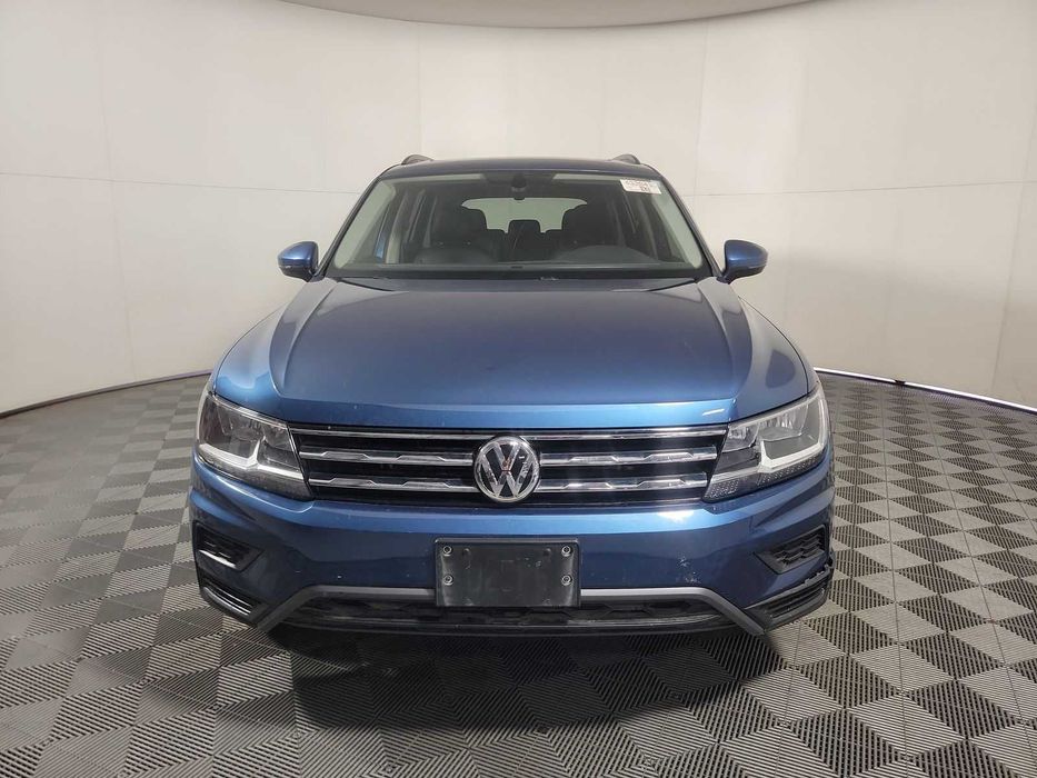 Volkswagen Tiguan SE 2020 року Дизель з пдв