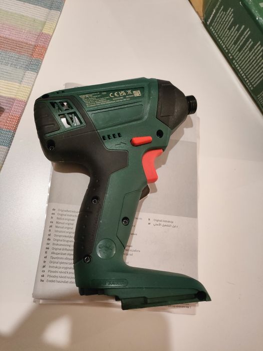 Wkrętarka udarowa Bosch advanced impact drive 18