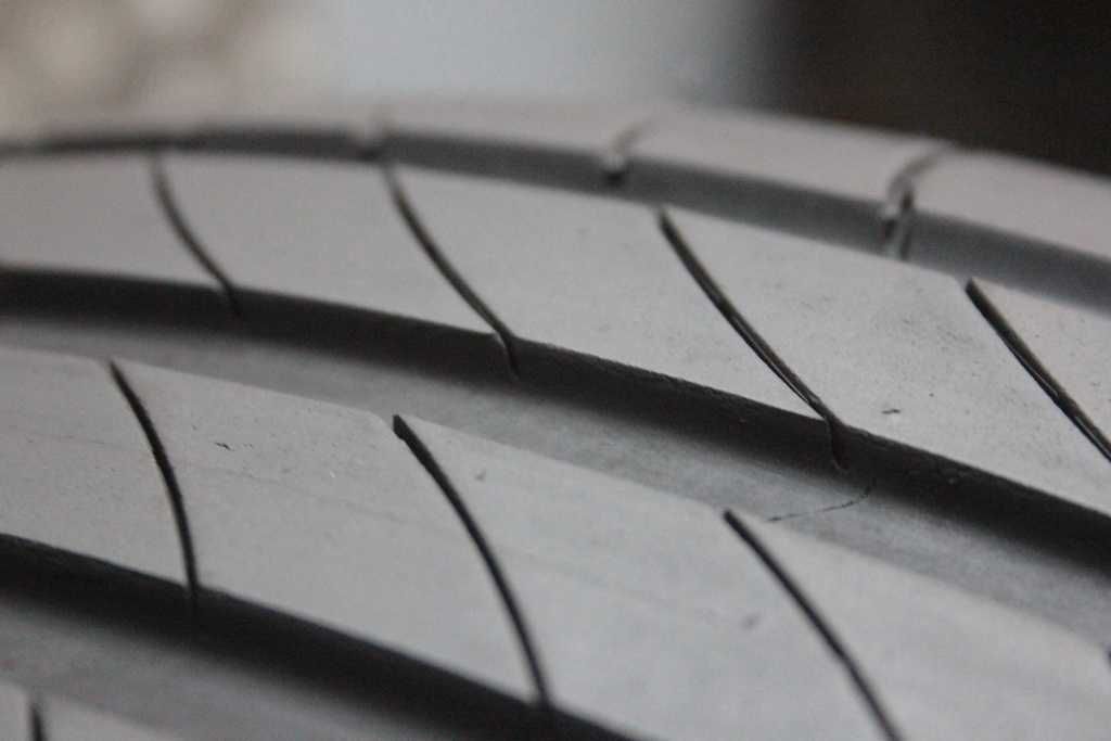 205/60/16 Michelin Primacy 4 S1 205/60 R16 92H