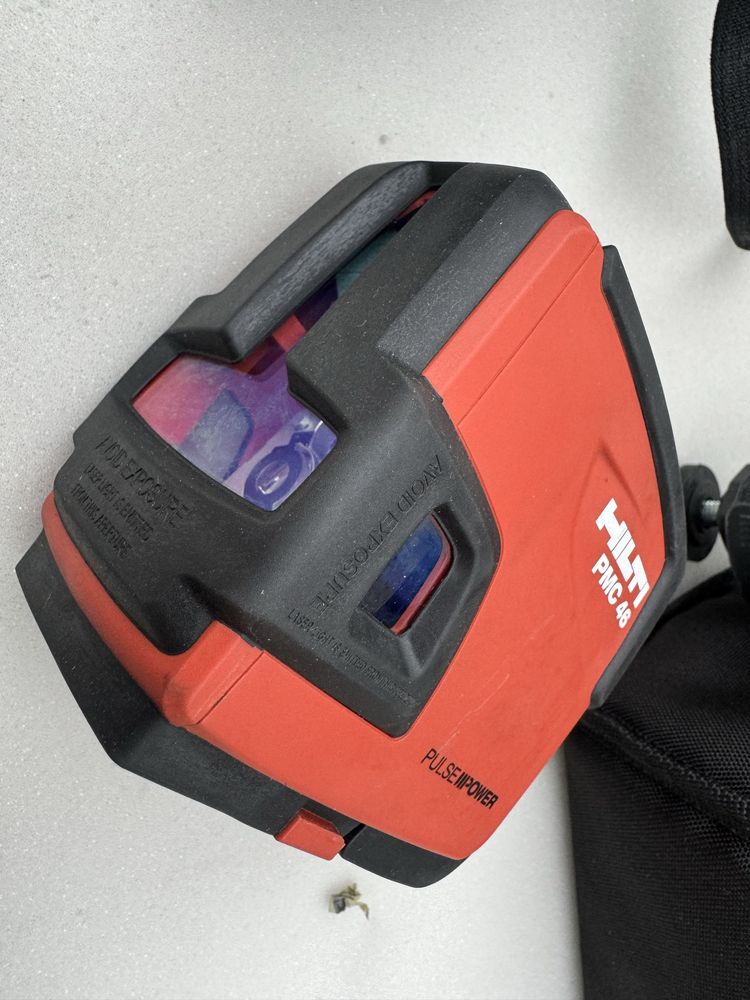 Laser krzyżowy HILTI PMC 46 +  statyw