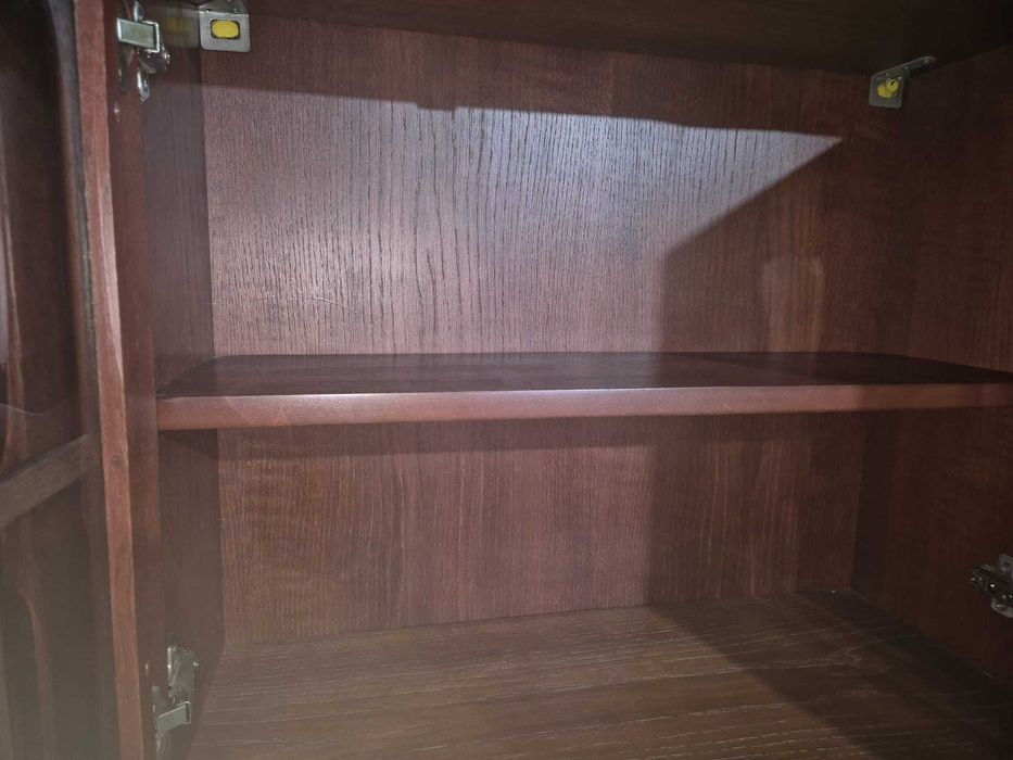 Fantazyjna szafka wisząca - witrynka - kredensik wiszący