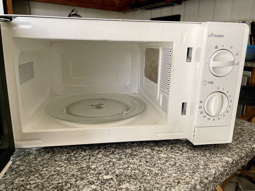 Microondas Confortec