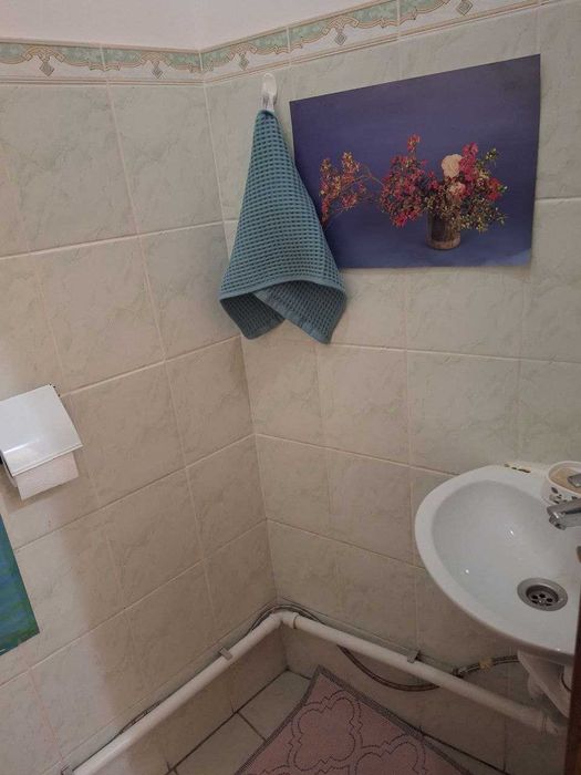 Інститутська, б.13/4, 44 кв м.Світло ЗАВЖДИ! Царський будинок 15000грн