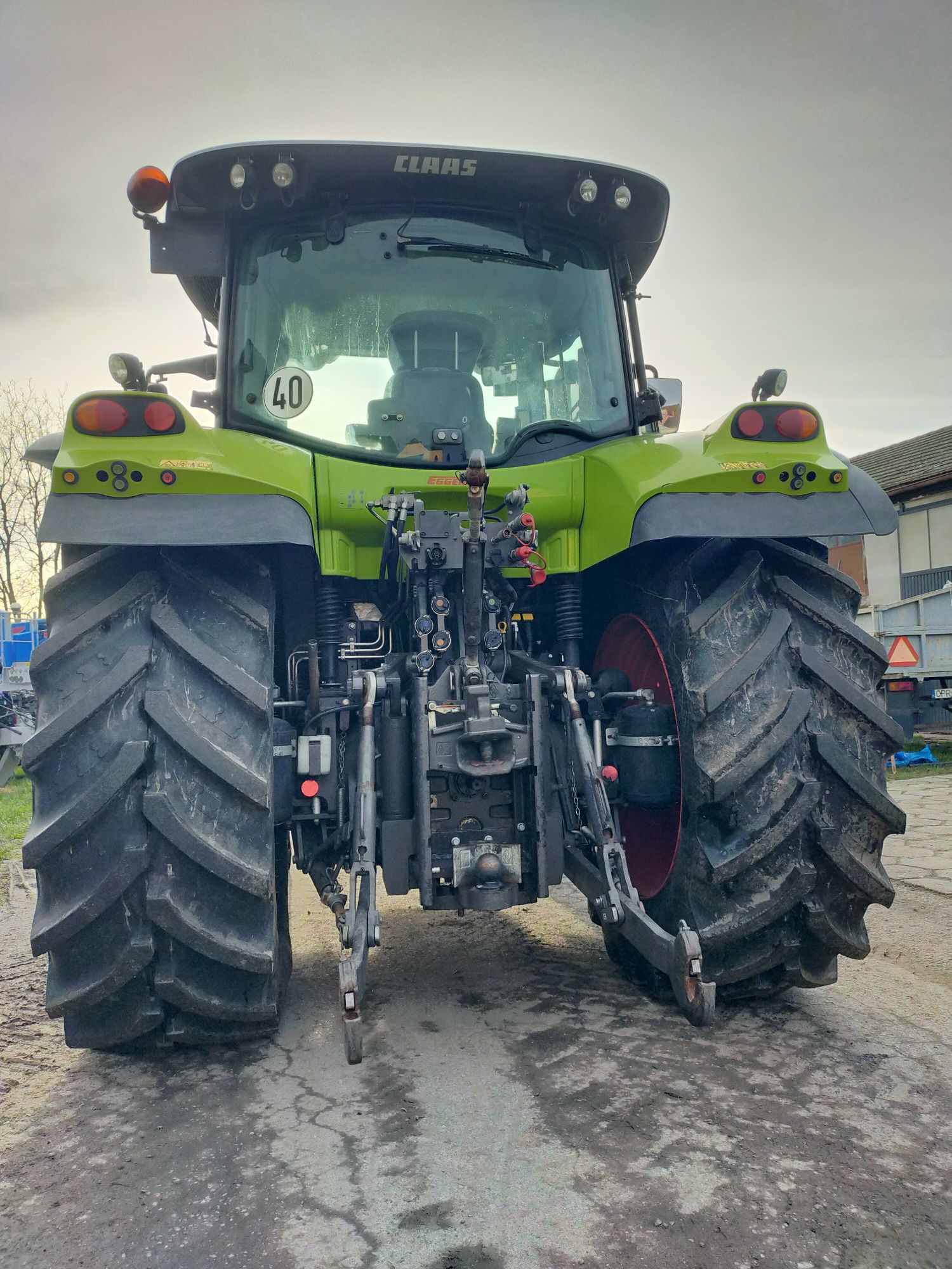 Ciągnik Claas Arion 620