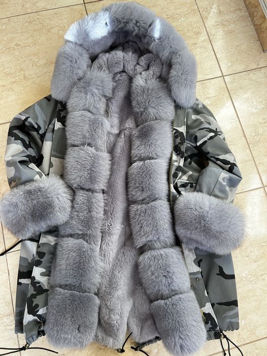 Парка з натуральним хутром