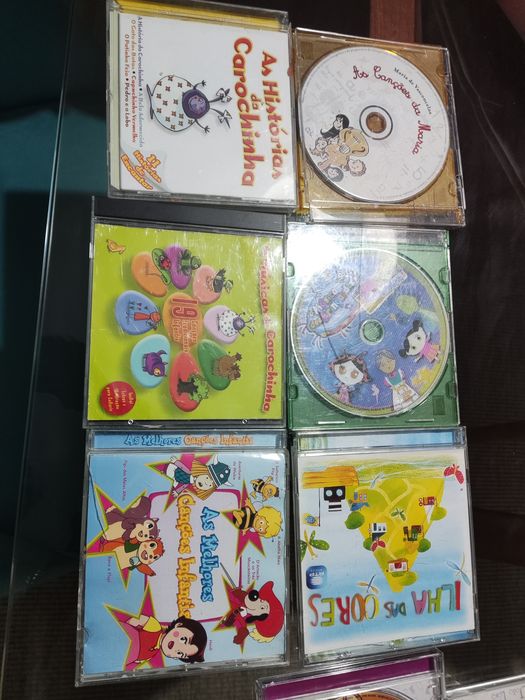 Vendo CDs para crianças
