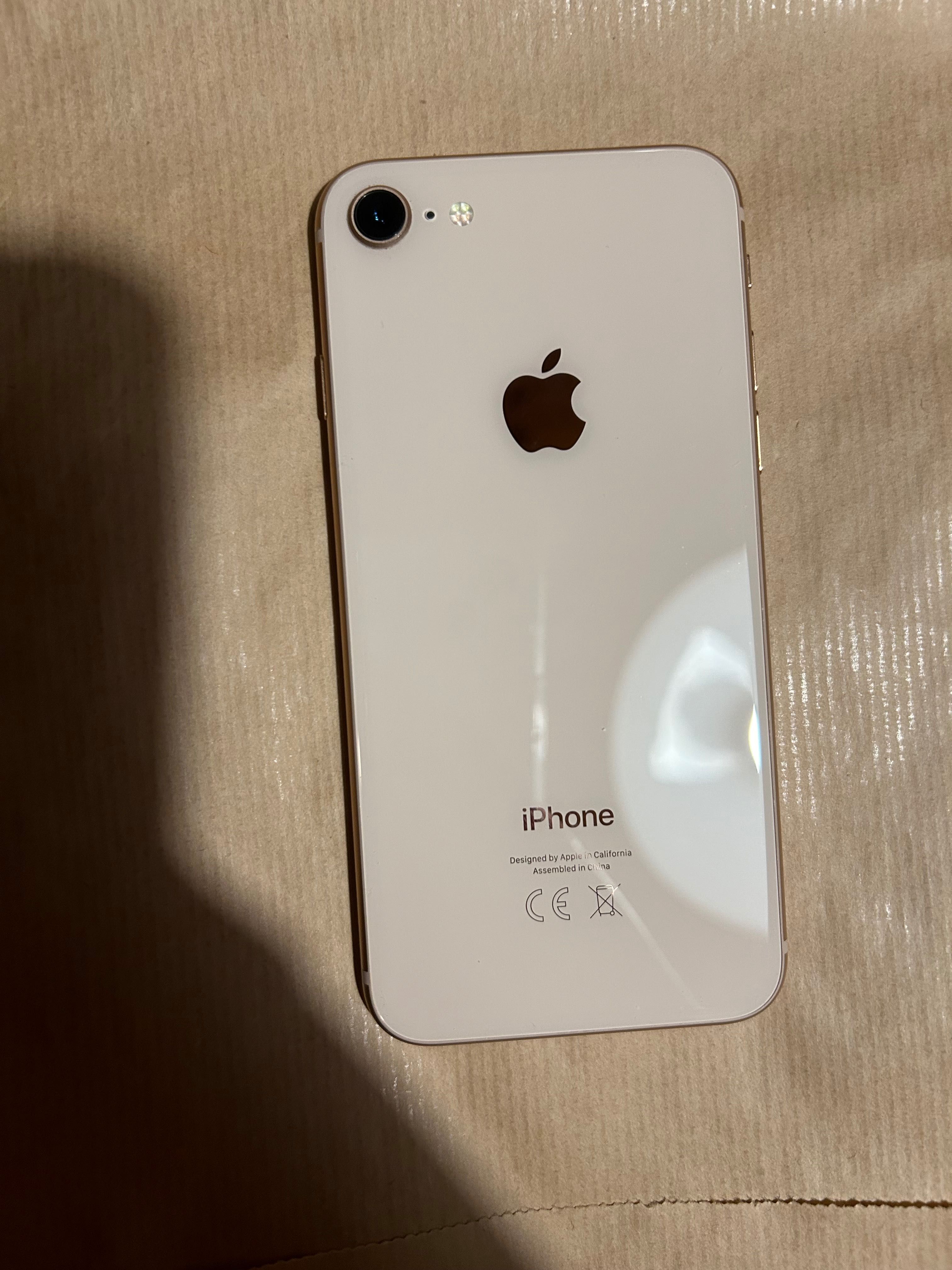 iPhone 8 64 GB na sprzedaż