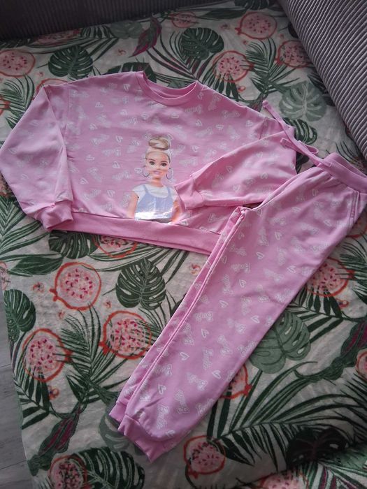 Dres Barbie dla dziewczynki