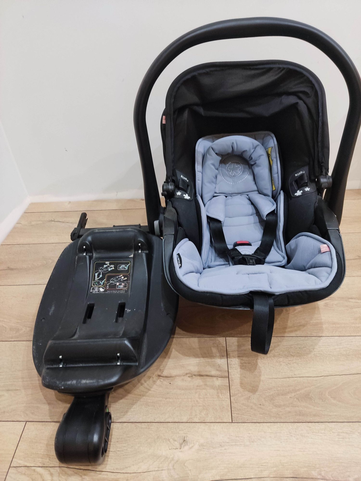 Fotelik/nosidełko Kiddy Evoluna i size ISOFix